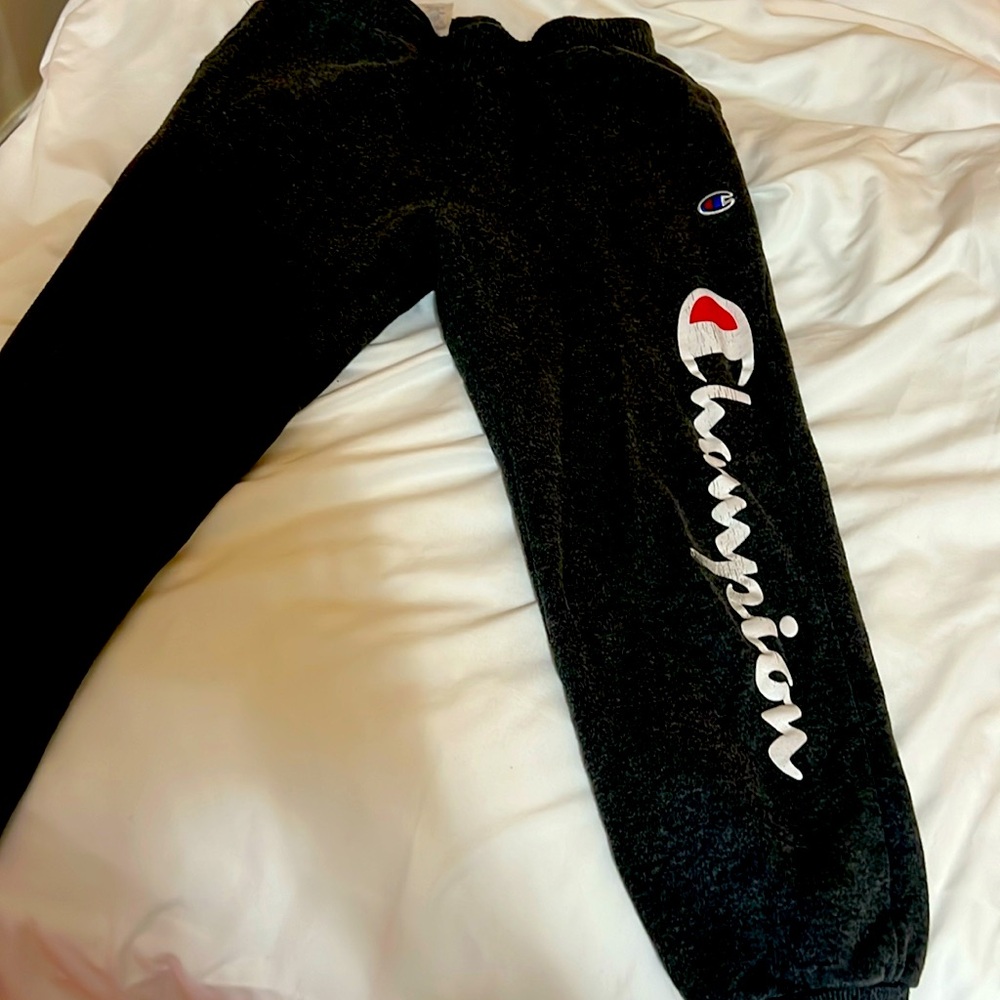 Champion sweatpants boys medium